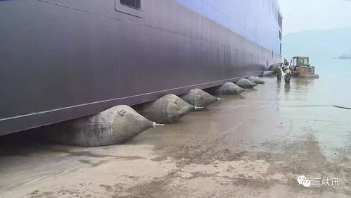多圖曝光143米“河?！毕滤瑘?chǎng)面霸氣！船舶上排下水氣囊顯神威